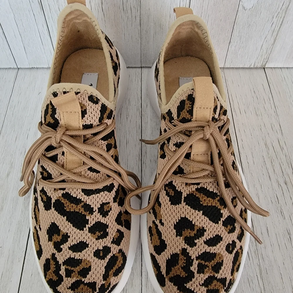 50% OFF SALE-GYPSY JAZZ/ VERY G- CERRITO LEOPARD SNEAKERS - Picture 3 of 7